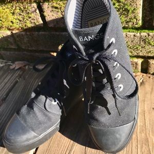 BANGS shoes (color: black, size: women’s 7)